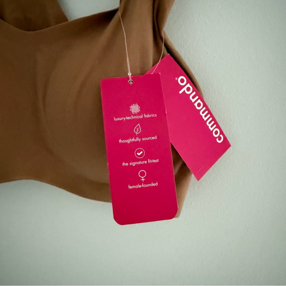 Commando Racerback Bralette - Picture 3 of 3